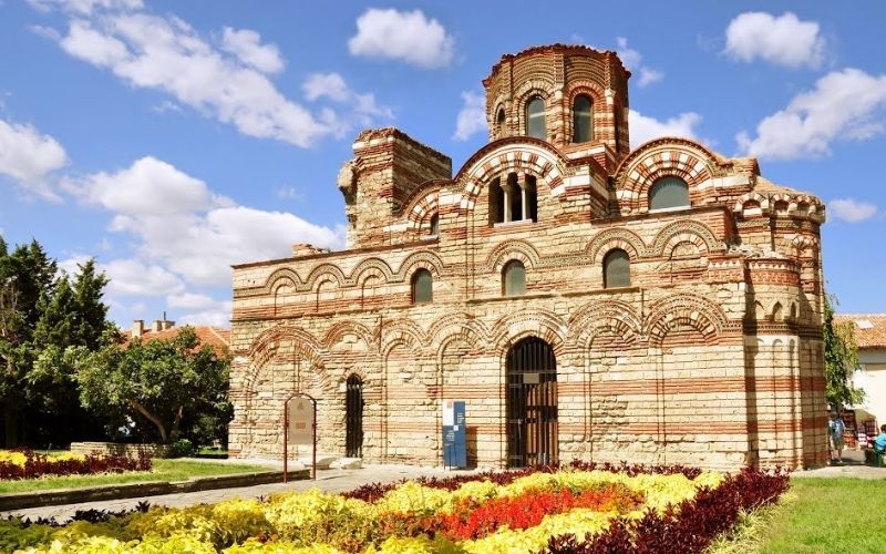 nessebar-jesus-christ-pantocrator-church-800x500-optimized